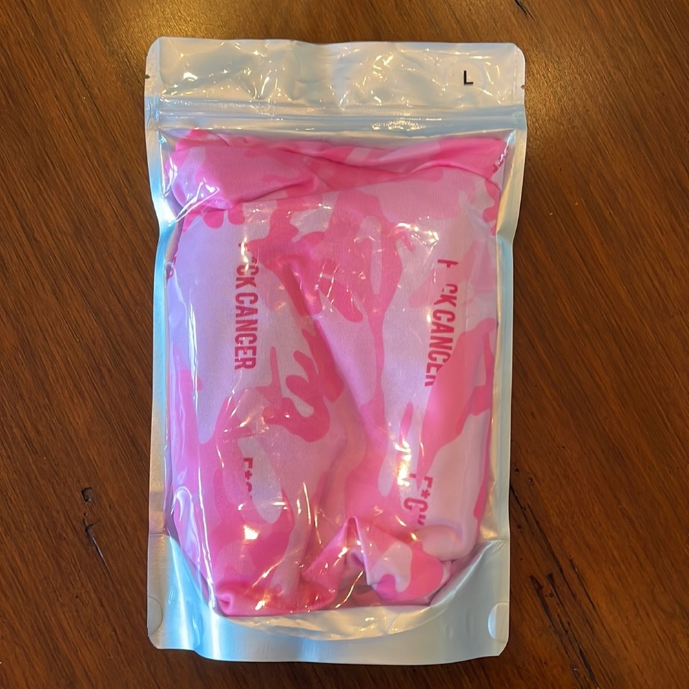 Goldsheep Women’s f*ck Cancer pink camo legging,Large, brand new, camouflage